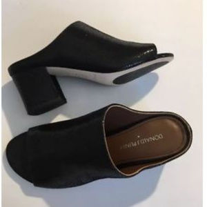 Donald J Pliner Black Metallic Open Toe Mules 6.5